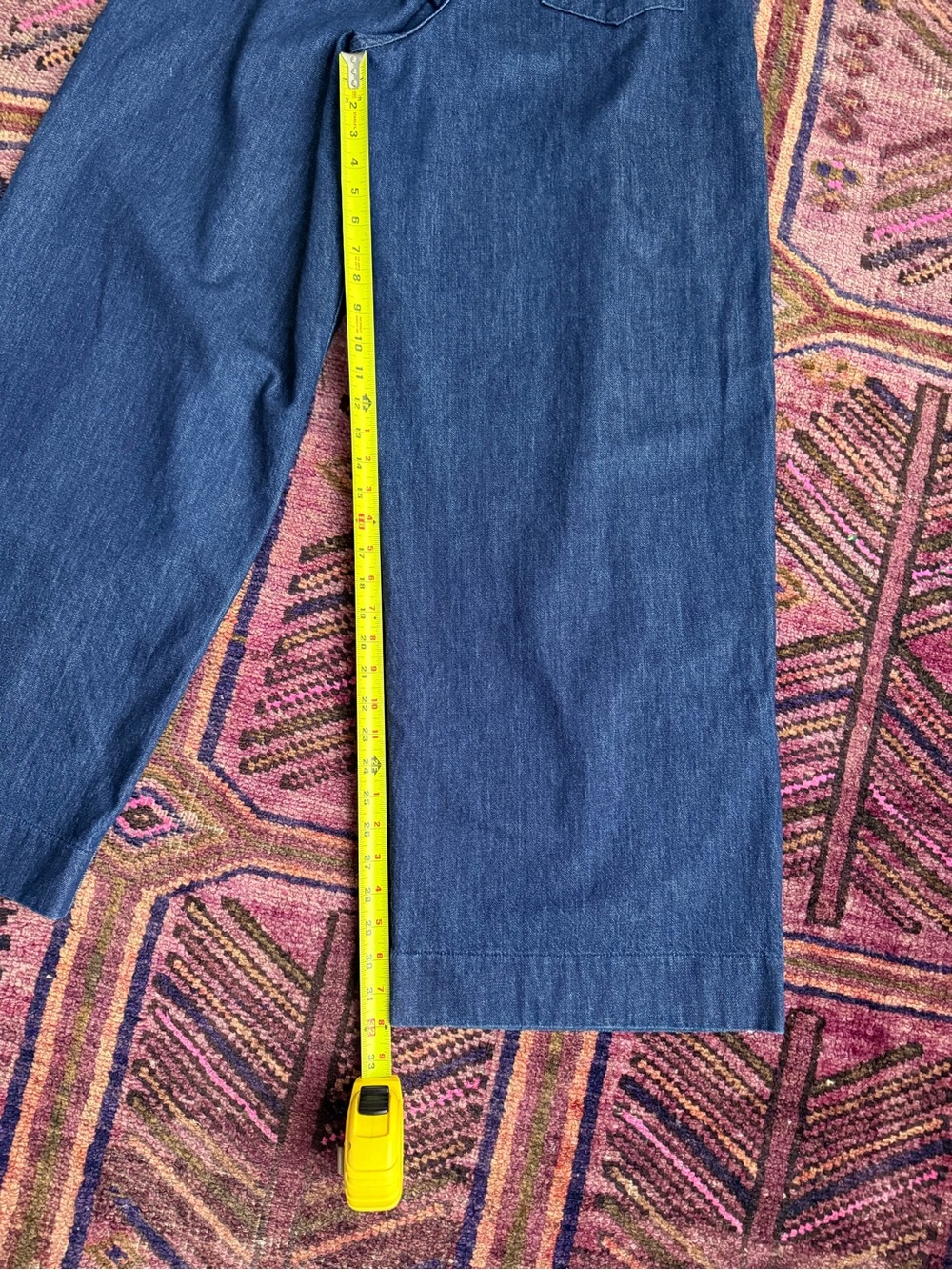 Banana Republic Pleated Wide Leg Dark Denim Trousers Size 30 - Picture 9 of 10